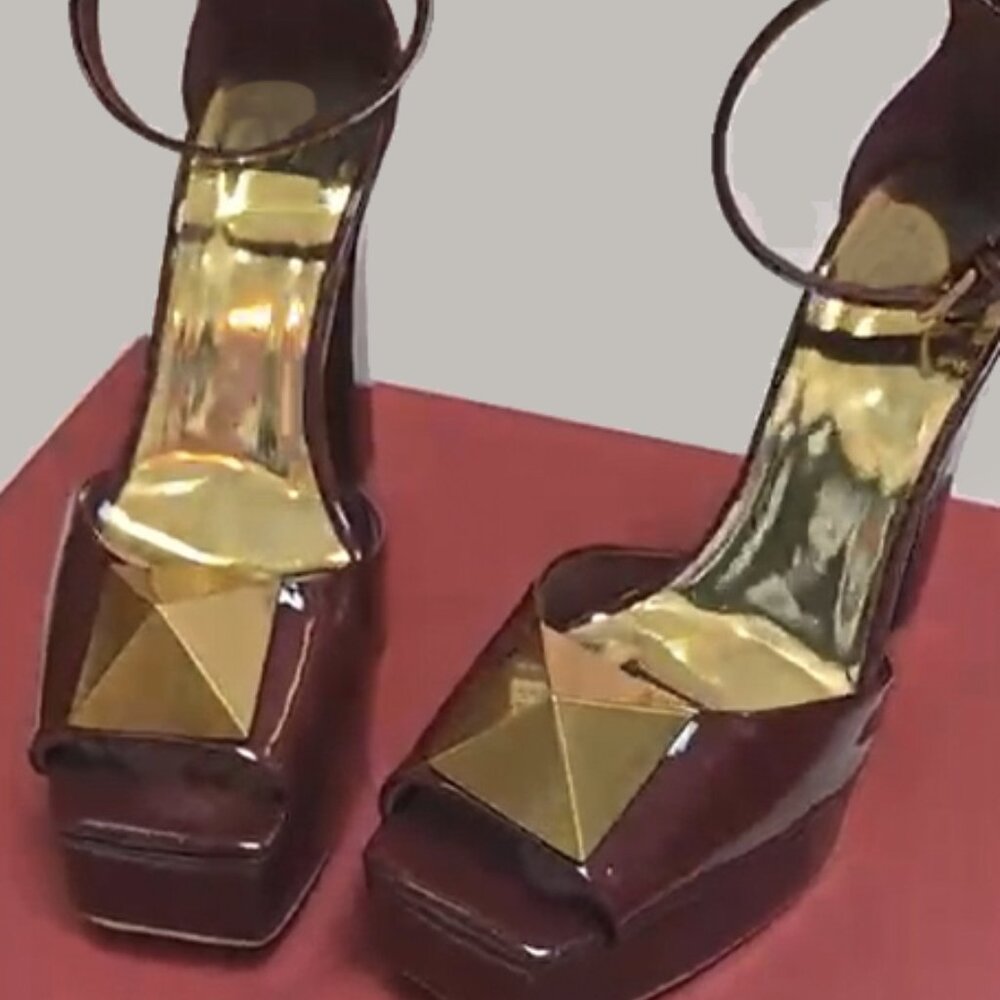 Brand New Burgundy Patent Leather Platform Open Toe Heels Ankle Strap